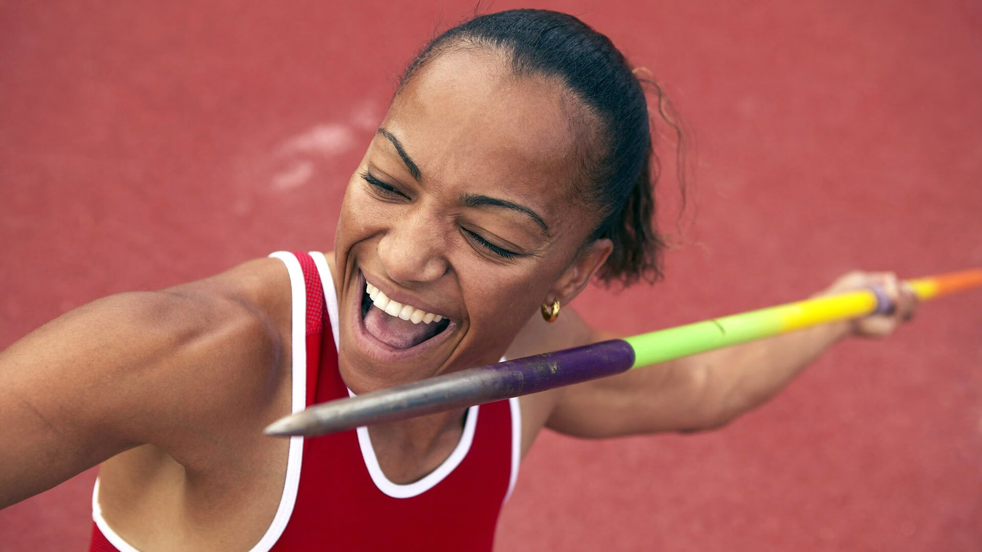 莎拉波娃重返赛场，反败为胜首场状态出色，曼联观众沸腾！热度持续攀升